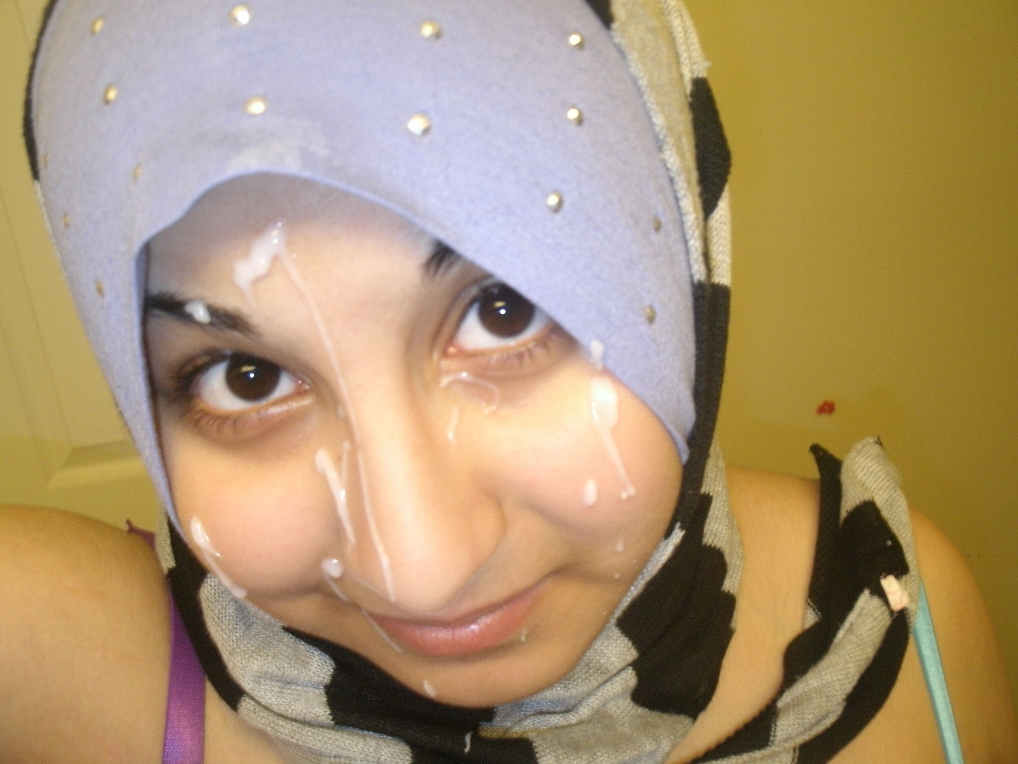 Facial hijab