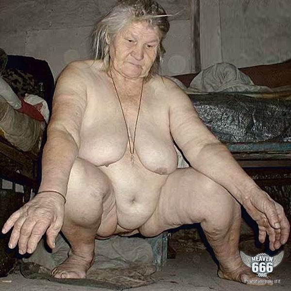 Naked Pictures Of Grandmas