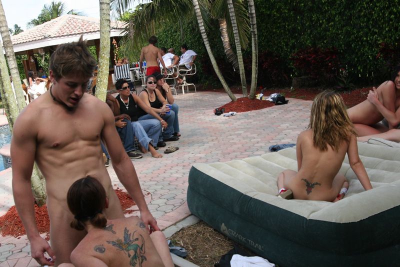 best of Blowjob pool party
