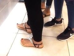 The T. reccomend sandals toes
